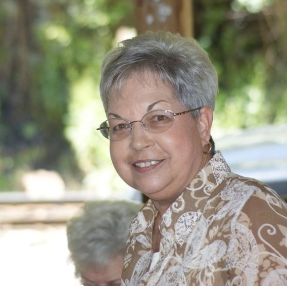 Meet your Posher, Beverly - Picture 1 of 1